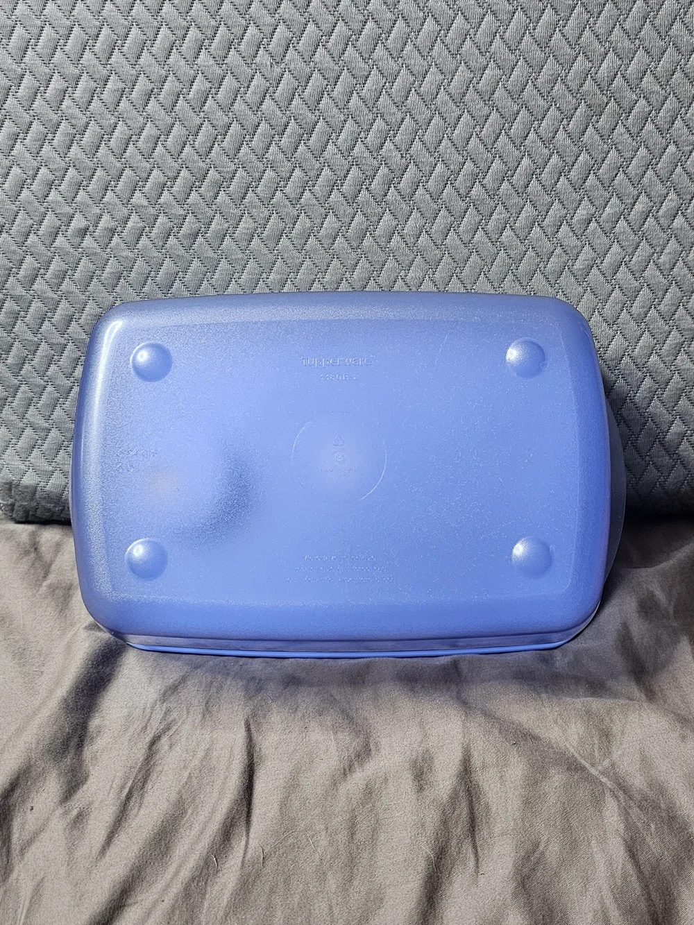 Tupperware Periwinkle Plastic Storage Container with Yellow Vent Lid
